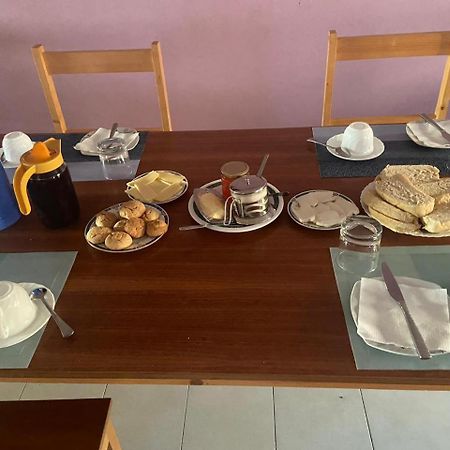 Casa Ze & Sonia Bed & Breakfast Portela Ngoại thất bức ảnh