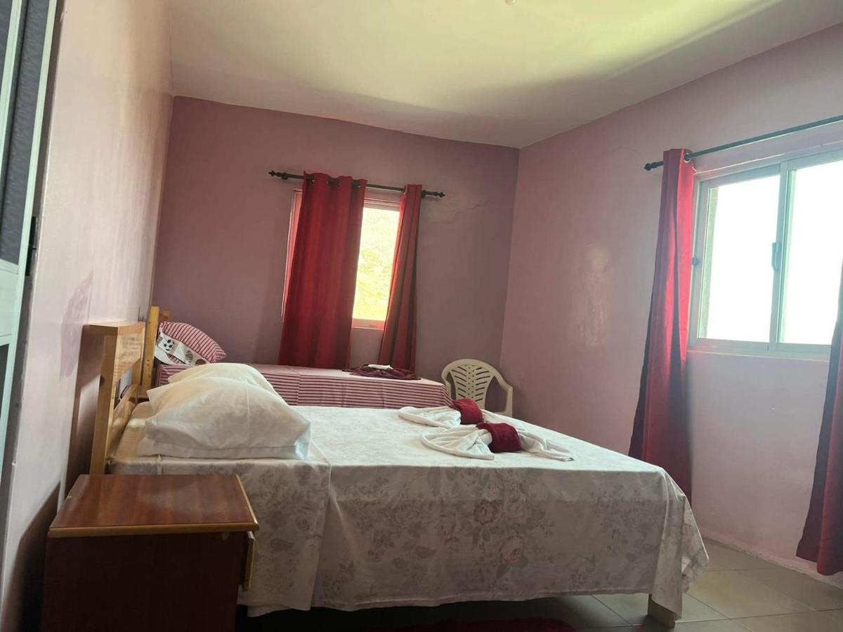 Casa Ze & Sonia Bed & Breakfast Portela Ngoại thất bức ảnh